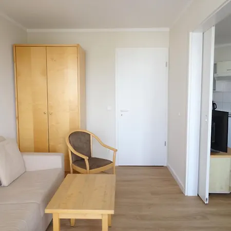 534, Seepark Apartment *