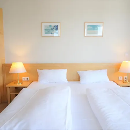 Apartment 534, Seepark