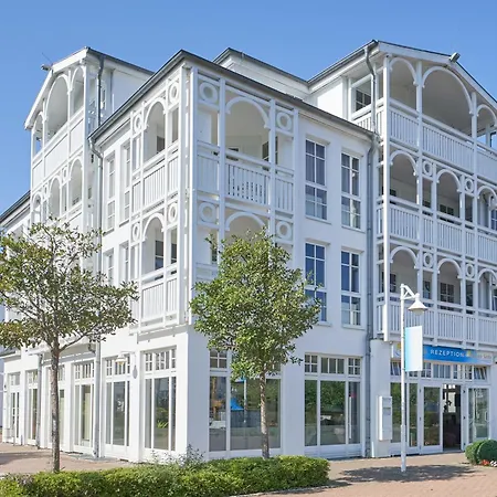 Apartment 534, Seepark